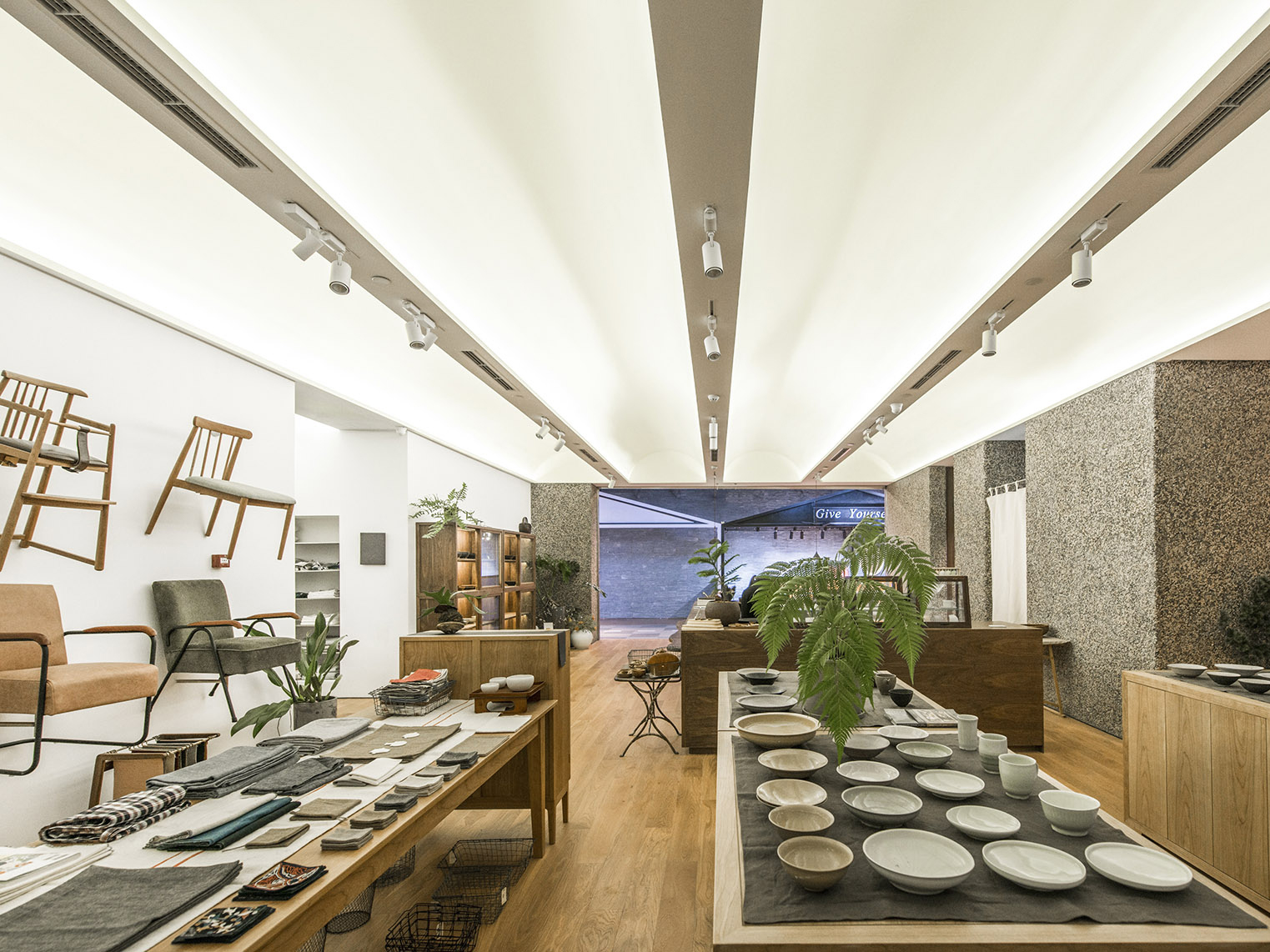 滁州400平方軟裝店面裝修設(shè)計(jì)項(xiàng)目(圖2) (8) 副本.jpg