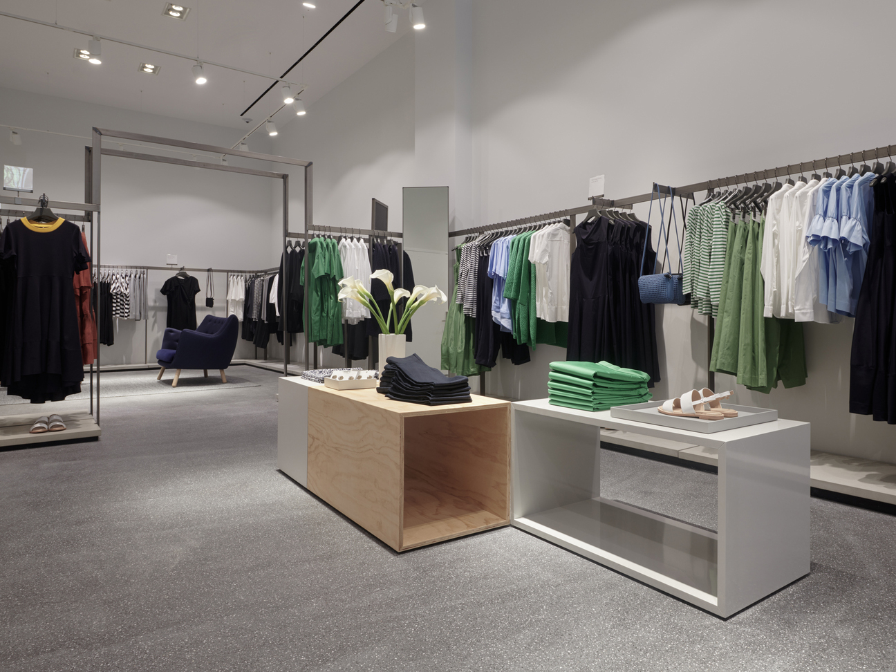 合肥300平方服裝店裝修設(shè)計項目(圖4) (12) 副本.jpg