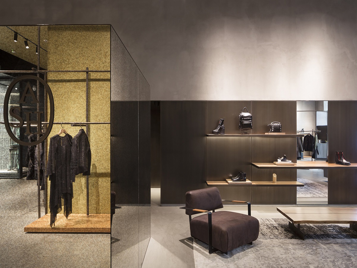 精品服裝店裝修設(shè)計(jì)項(xiàng)目(圖1) (5) 副本.jpg