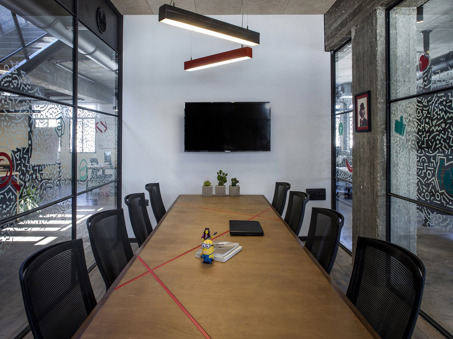 1800平方工業(yè)風(fēng)辦公室裝修設(shè)計項目(圖3) 國外辦公 (16) 副本.jpg