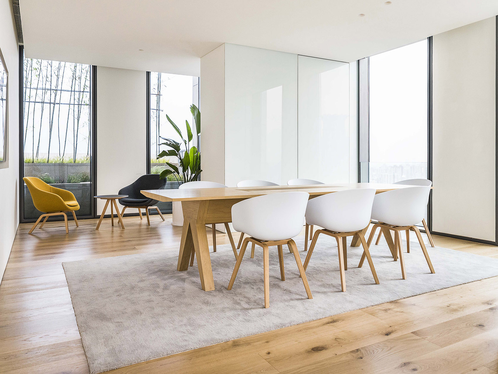 瑤海區(qū)1200平方現(xiàn)代簡約風(fēng)辦公室裝修設(shè)計項目(圖3) 國外辦公 (10) 副本.jpg